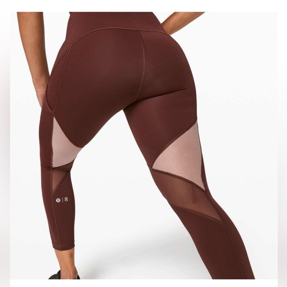 Lululemon X Barry’s Stronger as One Tight 25" in Midnight Maroon / Vintage Mauve